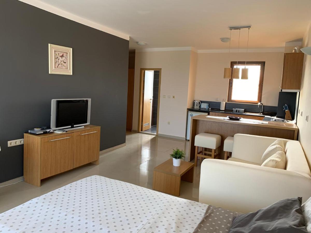 Bay Apartments Созополь Екстер'єр фото